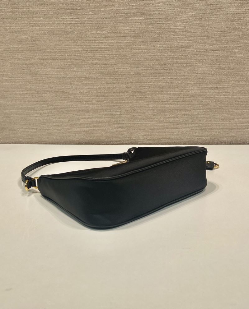 Pra*a hobo bags